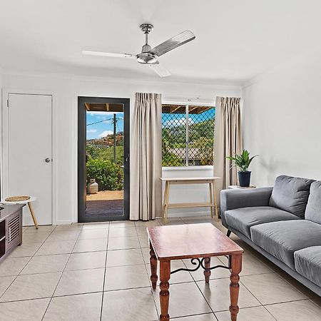 Apartamento Unit 2 Honeyeater On Lamond Airlie Beach Exterior foto